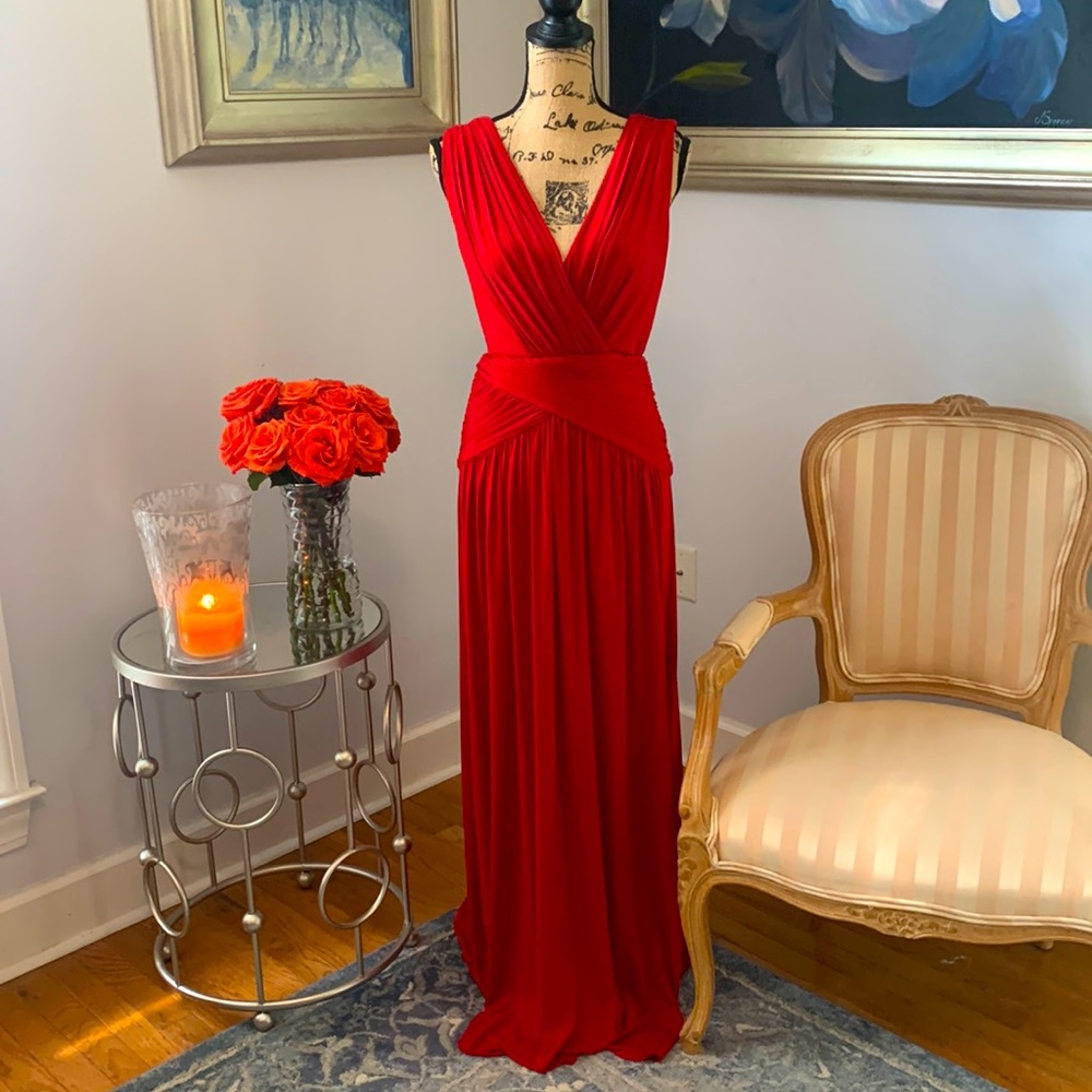 BCBGMAXAZRIA deep red Keya Saks Fifth Ave formal dress gown goddess S 6 Designer